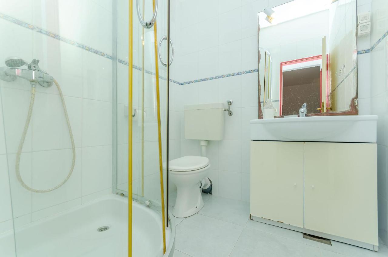 Apartments Zdenka Donji Okrug  Екстер'єр фото