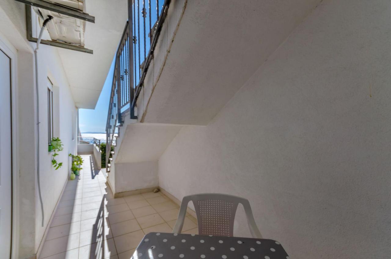 Apartments Zdenka Donji Okrug  Екстер'єр фото